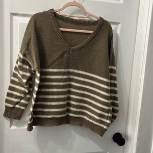 Taupe oversized Striped Sweater
